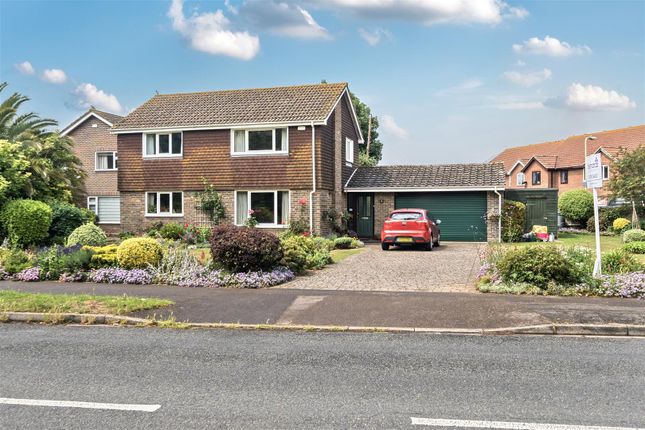 4 bed detached house