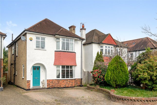 4 bed detached house