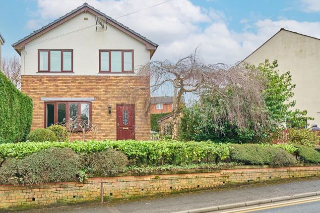 Bolton Road, Wigan WN2 4 bed detached house for sale