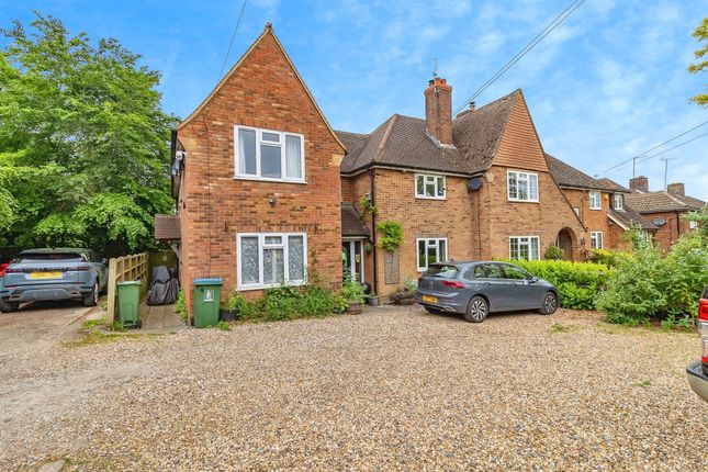 5 bedroom semi-detached house for sale