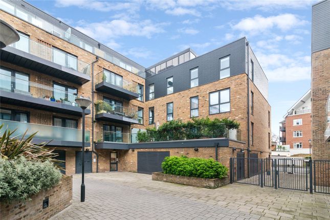 Lion Court, Lion Wharf Road... 1 bed apartment for sale