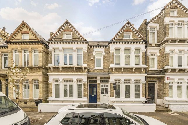 3 bedroom maisonette for sale