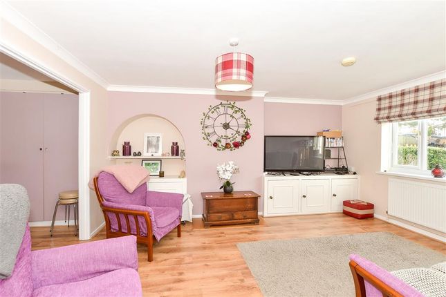 4 bed semi-detached house