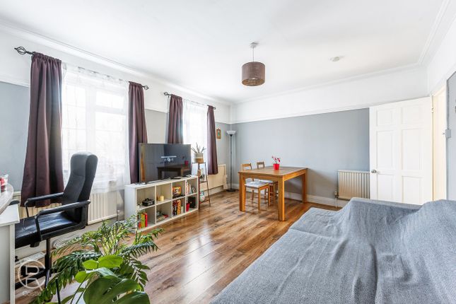 Little Ealing Lane, LONDON, W5 2 bed flat for sale