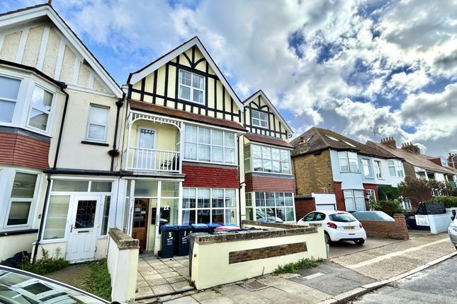 2 bed flat