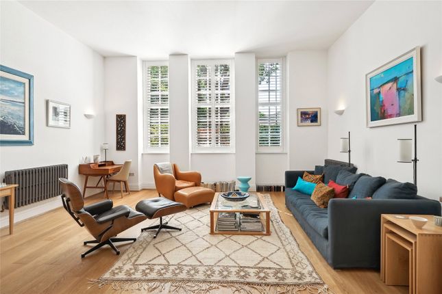 Battersea Park Road, London, SW11 1 bed apartment for sale