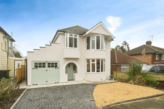 3 bed detached house