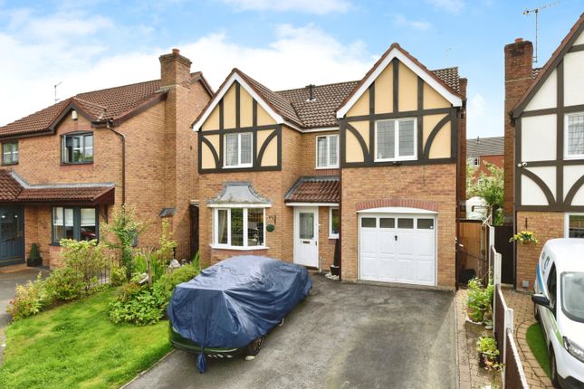 4 bed detached house