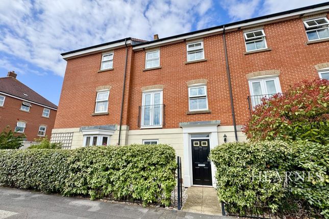 4 bedroom town house for sale