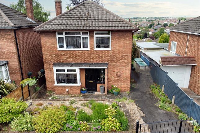 Laneham Avenue, Arnold, Nottingham 3 bed detached house for sale