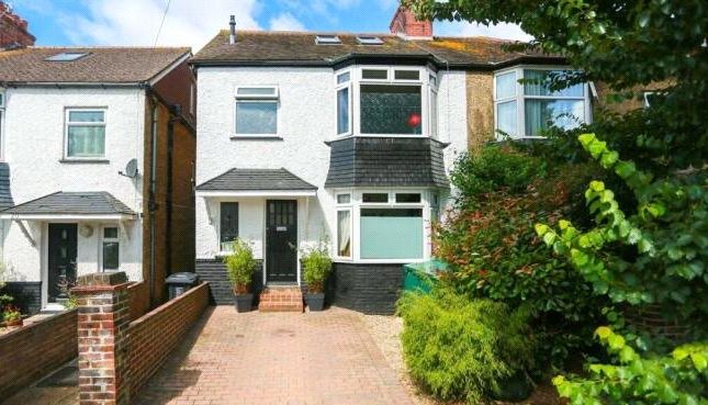 4 bed semi-detached house