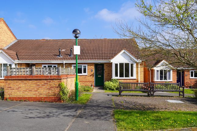 2 bedroom terraced bungalow for sale