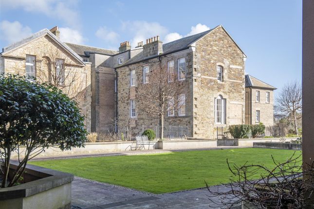 Truro 2 bed apartment for sale