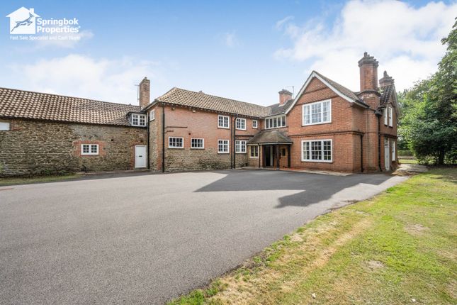9 bed detached house