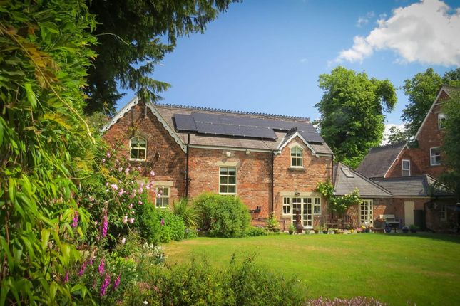 West Hill, Hessle 4 bed detached house for sale
