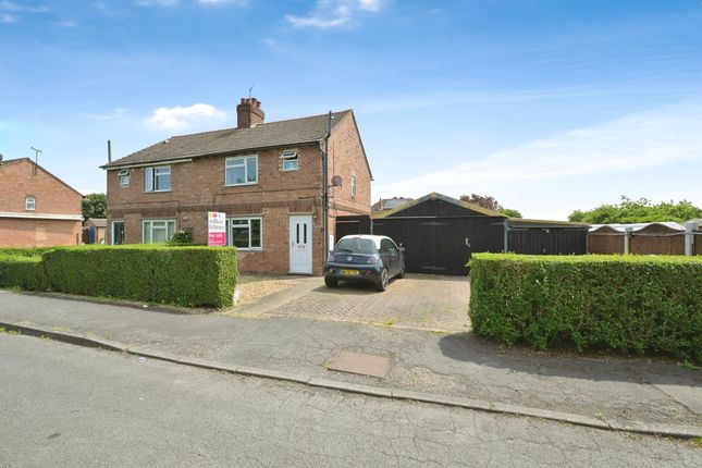 3 bed semi-detached house