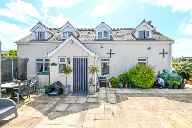 Oak Road, New Milton, Hampshire, BH25 3 bed detached house for sale