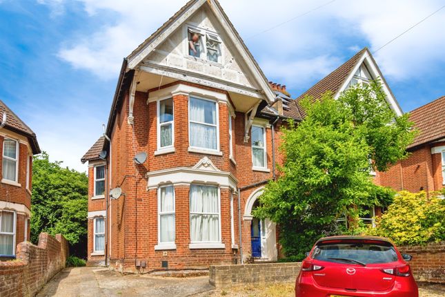 1 bedroom ground floor flat for sale