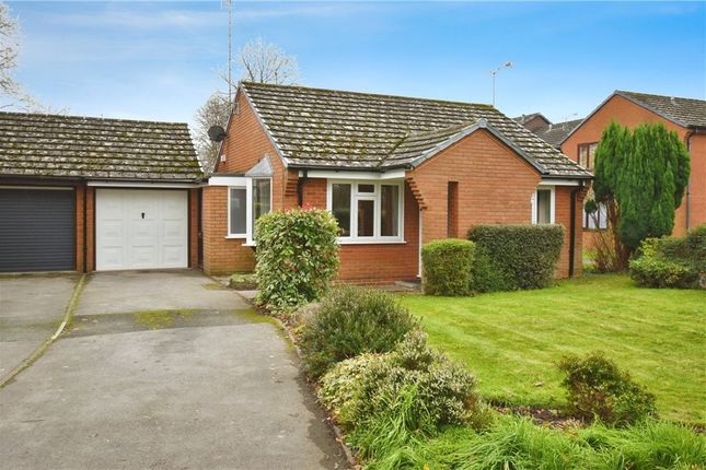 Great Well Drive, Romsey, Hampshire 2 bed detached bungalow for sale