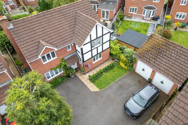 Tower Drive, Bromsgrove... 4 bed detached house for sale