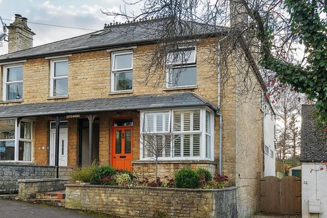 Chipping Norton,  Oxfordshire,  OX7 4 bed semi