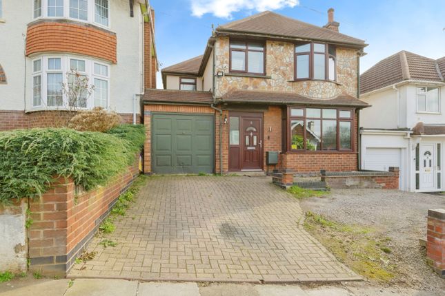 4 bed detached house