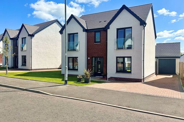 4 bedroom detached villa for sale