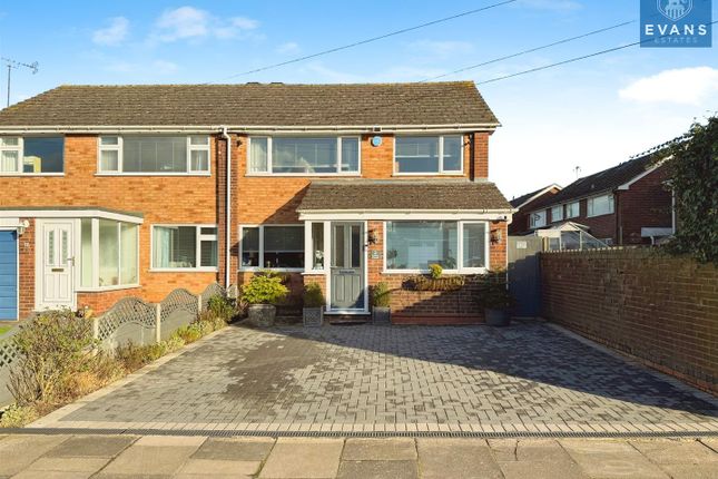 3 bed semi-detached house