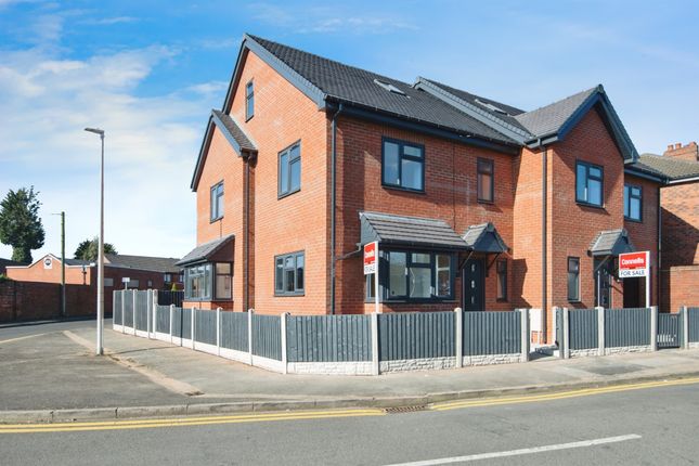 4 bedroom semi-detached house for sale