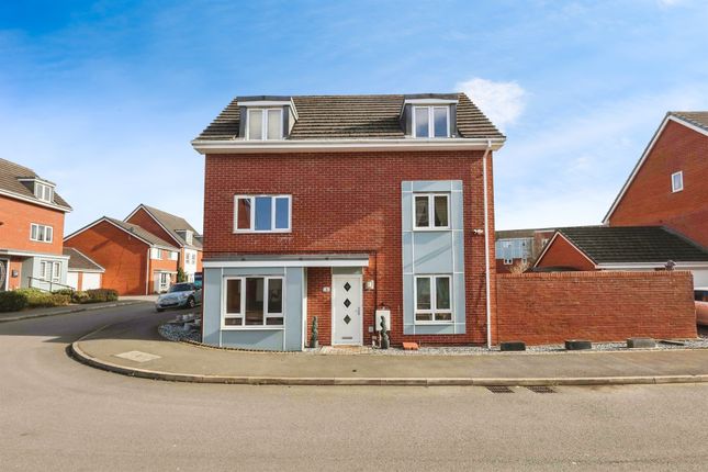 4 bedroom town house for sale