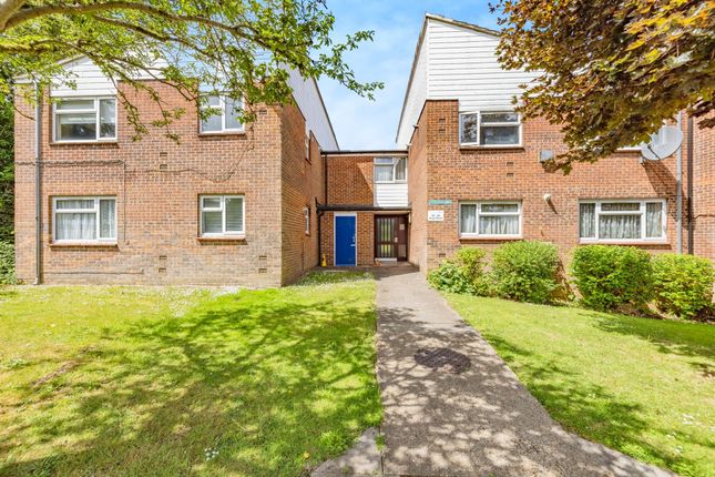 1 bedroom ground floor flat for sale