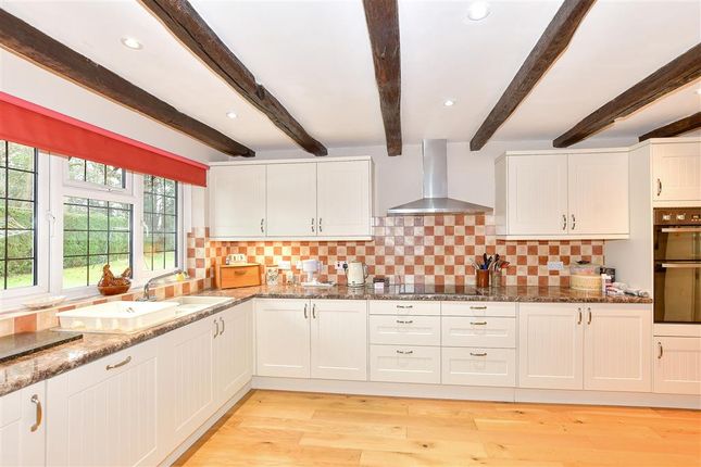 Ringles Cross, Uckfield, East Sussex 5 bed detached house for sale