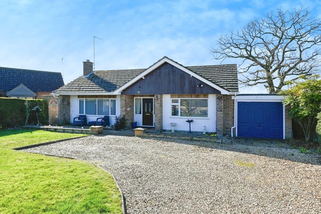 2 bed detached bungalow