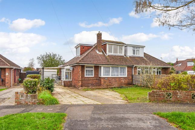 St. Vincent Crescent, Waterlooville 3 bed semi