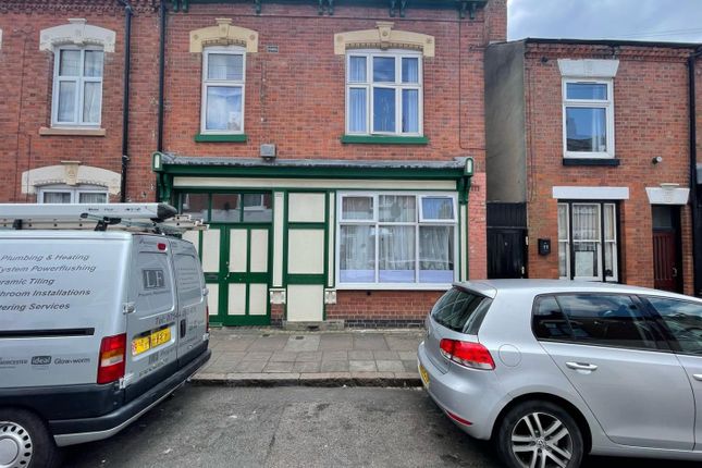 6 bed end terrace house