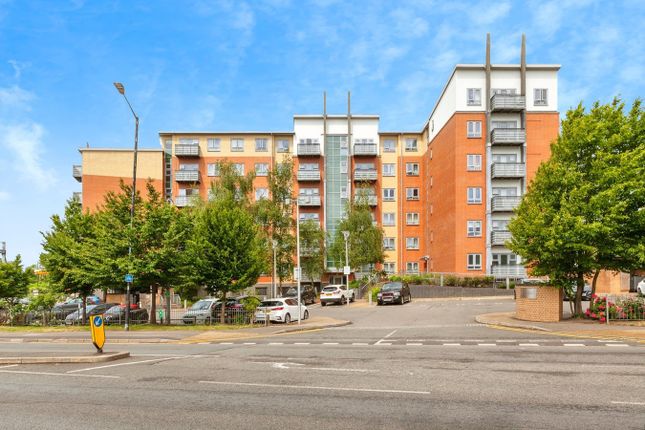 2 bed flat
