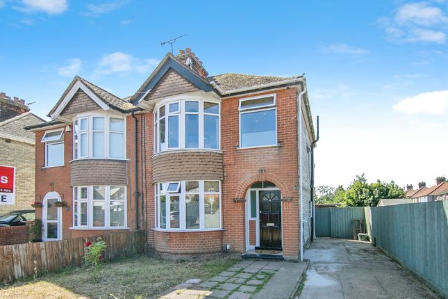 3 bed semi-detached house