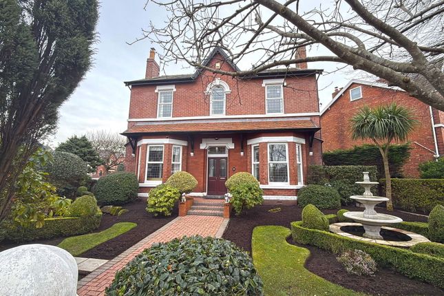Cambridge Road, Southport PR9 5 bed detached house for sale