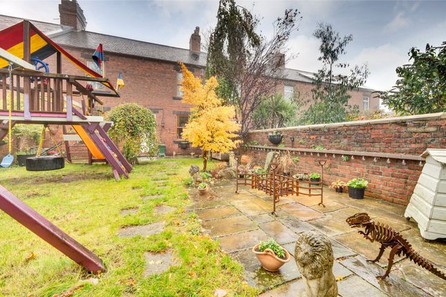 4 bed terraced house