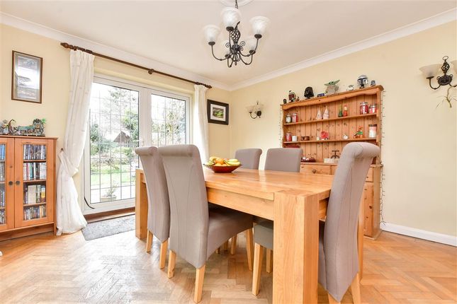Halsford Park Road, East Grinstead... 3 bed detached house for sale