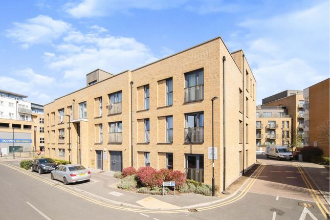 2 bed flat