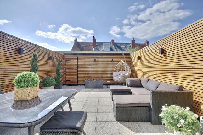 4 bedroom town house for sale
