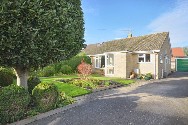 2 bedroom semi-detached bungalow for sale