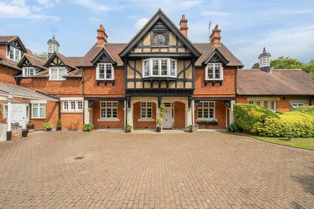 Kings Yard,  Ascot,  SL5 3 bed flat for sale
