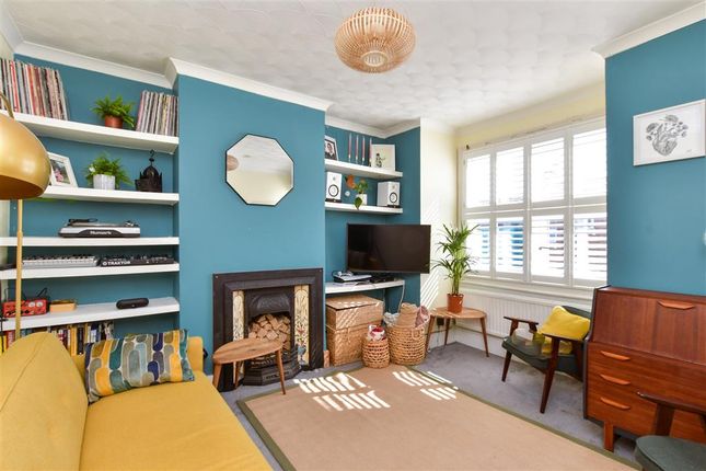 2 bed flat