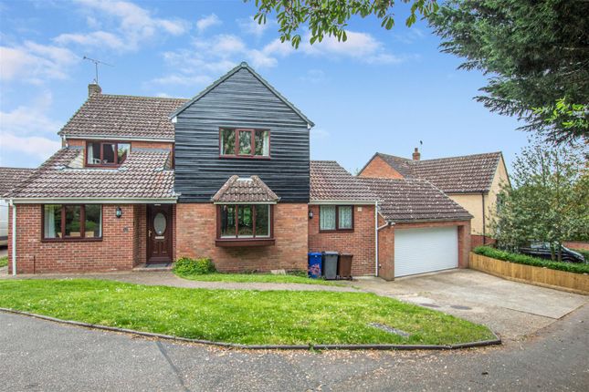 4 bed detached house