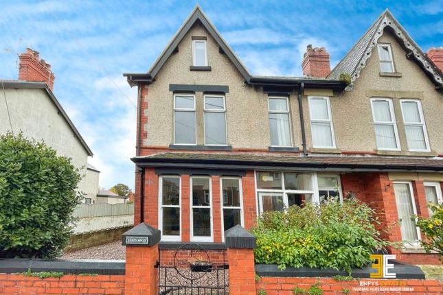 5 bedroom semi-detached house for sale