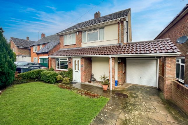 4 bed detached house