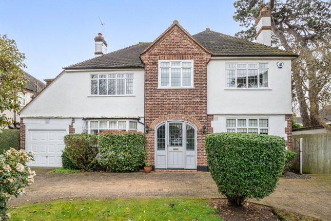 Foxgrove Avenue, Beckenham, Kent, BR3 4 bed detached house for sale