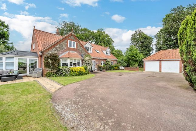 6 bedroom detached house for sale